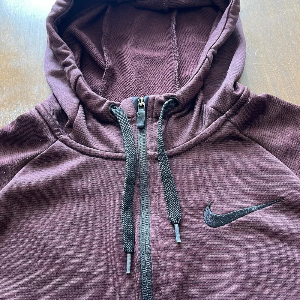 Nike Dri-FIT Hoodie Men M Red Burgundy Full Zip Fleece Training 860465-655
